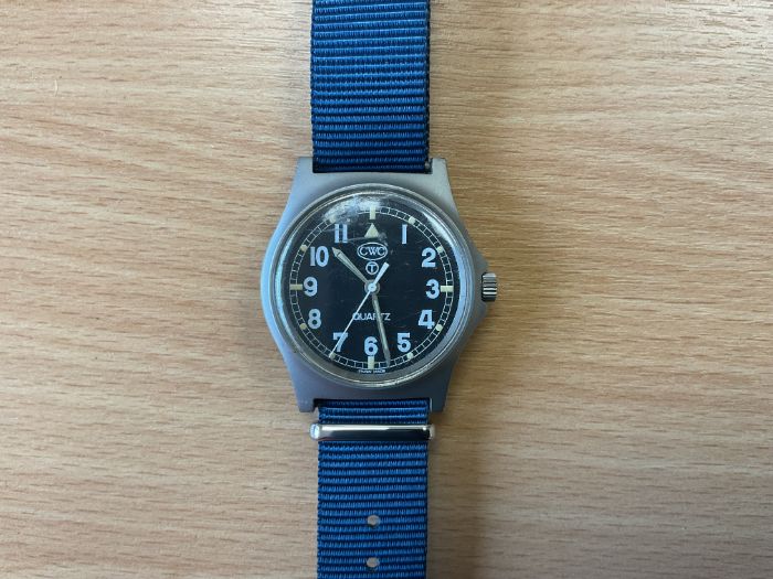 CWC 0555 Royal Marines / Navy Service Watch, Sn° 3758, Date 1995, Small Crack in Glass, from MOD