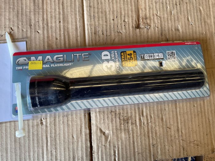 New Unissued MAGLITE Hi Power Torch, from MOD