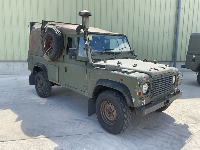 Rare Land Rover RHD 110 TUM Wolf Soft Top Winter/Water, Direct from UK MOD