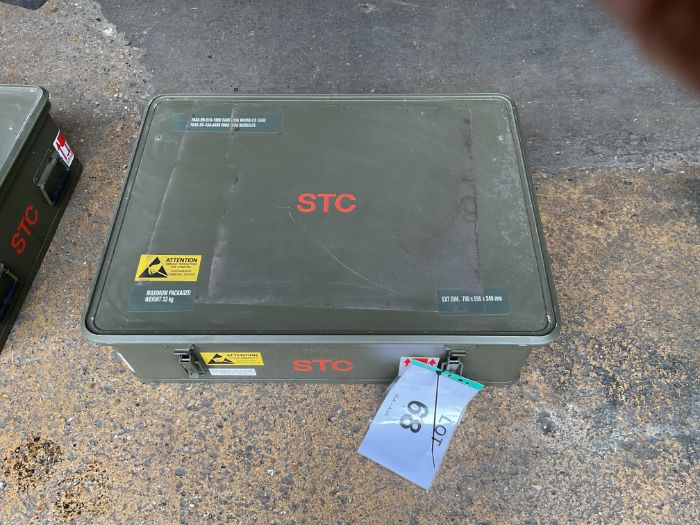 Unissued STC Aluminium Water Proof Stackable Transit Case, from MOD