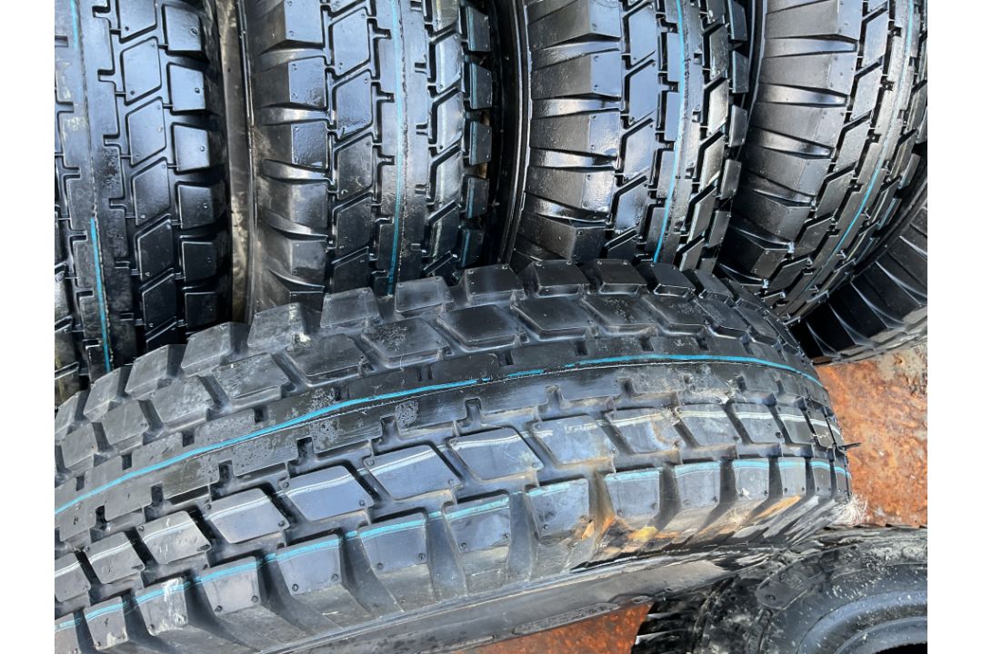 Q10x New Unissued 6.00-9 Deestone Tubeless Tyres, from MOD - Image 4 of 4
