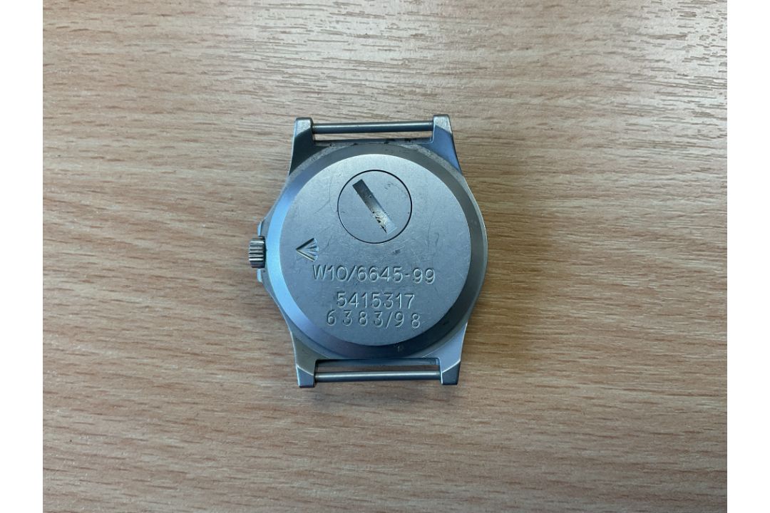 CWC W10 British Army Service Watch, Nato Marks, Sn° 6383 Date 1998, Small Chip in Glass, from MOD - Image 3 of 4