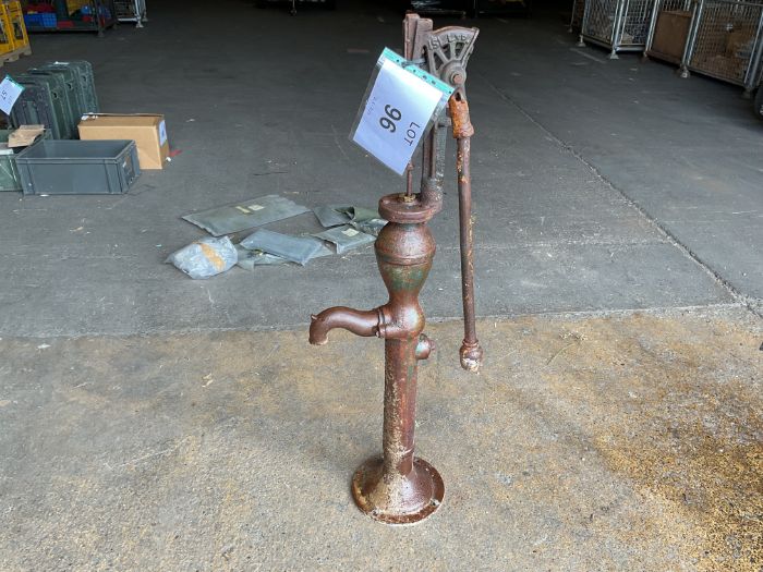 Lovely Rare Antique Original Cast Iron Water Pump.