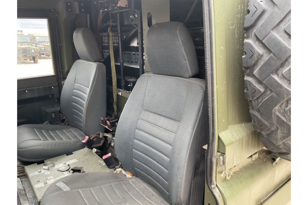 Rare Land Rover RHD 110 TUM Wolf Hard Top Winter/Water, Direct from UK MOD - Image 32 of 36