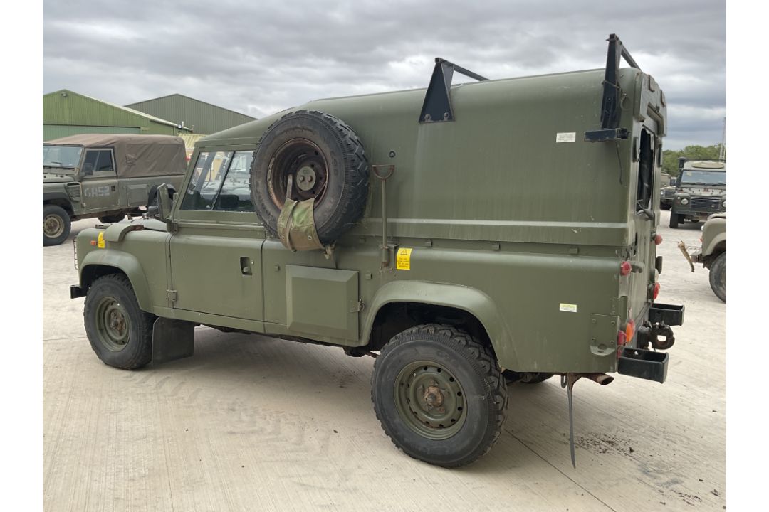 Rare Land Rover RHD 110 TUM Wolf Hard Top Winter/Water, Direct from UK MOD - Image 14 of 36