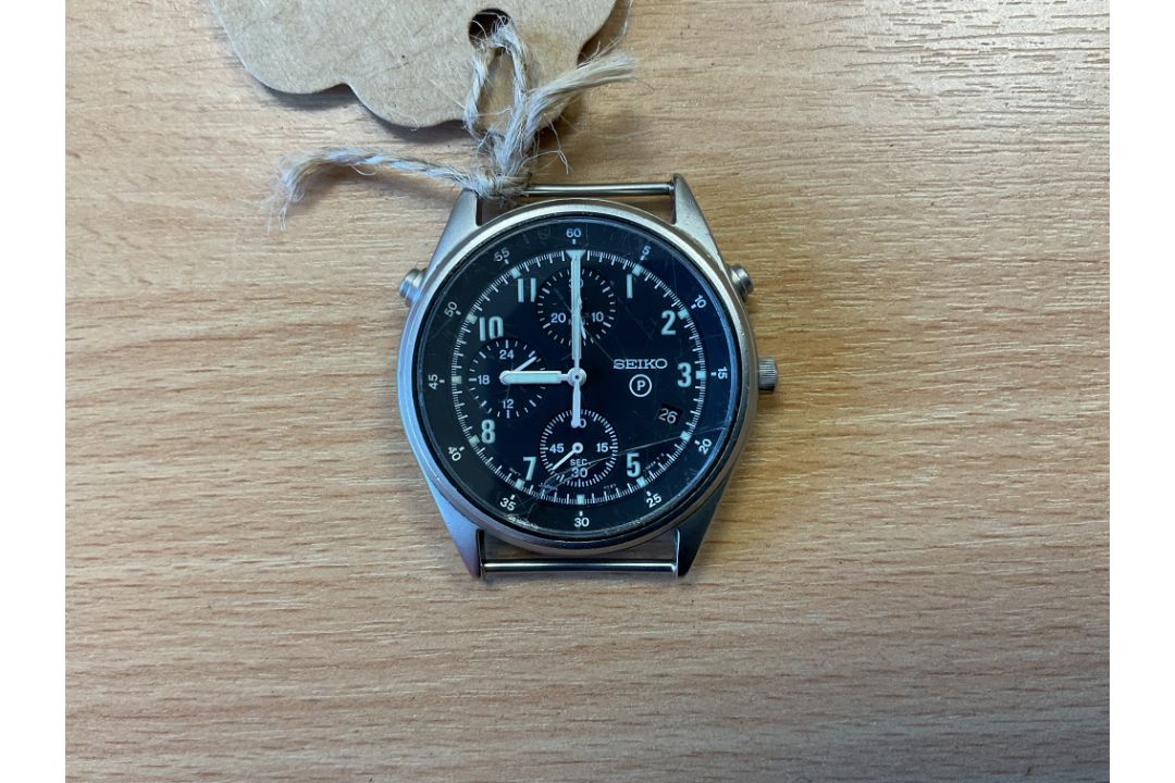 Seiko Gen 2 Pilots Chrono RAF Issue, Date Adjust, Sn° 215, Date 1996, Crack in Glass, from MOD - Image 1 of 4