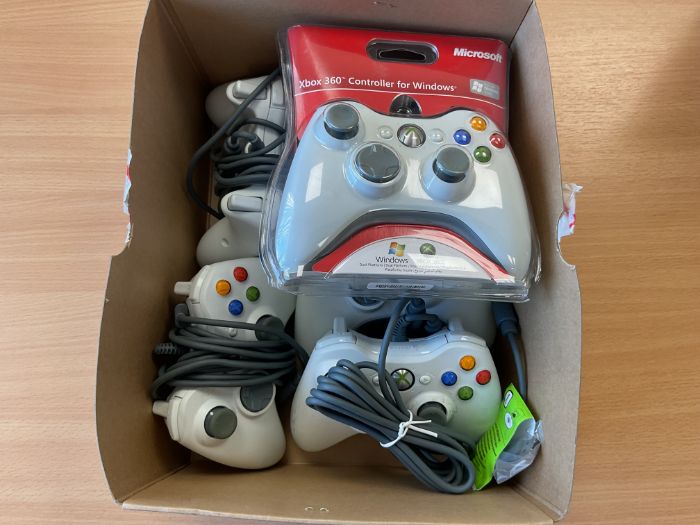 6x Microsoft Xbox 360 Controllers (Look to be Unused), from MOD