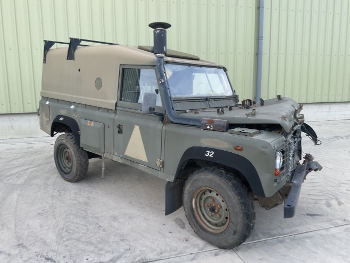 Rare Land Rover RHD 110 TUM Wolf Hard Top Winter/Water, Direct from UK MOD