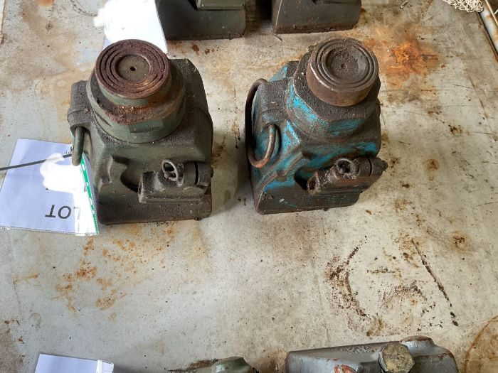 2x Tangye England Ltd M20 20 Tonne Hydraulic Jacks, from MOD