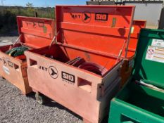 JET SHD SITE SAFE PORTABLE JOB BOX WITH ASSORTED HOSES [OUTSIDE BUILDING 2]