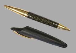 Kugelschreiber, Jorg Hysek, Fountain Pen, 1996, Griffbereich Carbon Fiber, Metallteile Messing verg