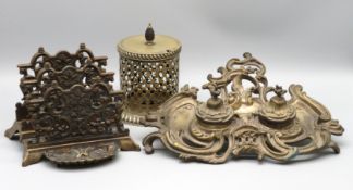 Tintenfass, Briefständer und Potpourri-Gefäß, Bronze und Messing, Glaseinsatz Gefäß feht, ca. h 11 