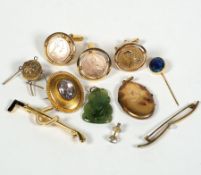 MODESCHMUCKKONVOLUT, versch Hersteller und Stile,