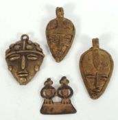ANHÄNGER/ AMULETTE, Konvolut von 3, Westafrika/ Benin,
