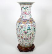BALUSTERVASE, China, 2. Hälfte 19. Jh., Cantonware,