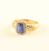 Ring, 375/ooo Gelbgold, blauer Stein, 3,6g