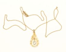 Anhänger an Kette, 333/ooo Gelbgold, Aquamarin, 2,9g