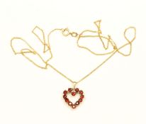 Granatanhänger an Kette, 333/ooo Gelbgold, 3,0g