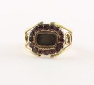 Historischer Ring, 333/ooo GG, geprüft, Strass 