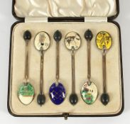 sechs Moccalöffel, 925/ooo, emailliert, Etui, Birmingham, 1905, Nachlass Grillo
