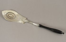 Heber, Silber 12lötig, Gernreich, deutsch, um 1840, Nachlass Grillo