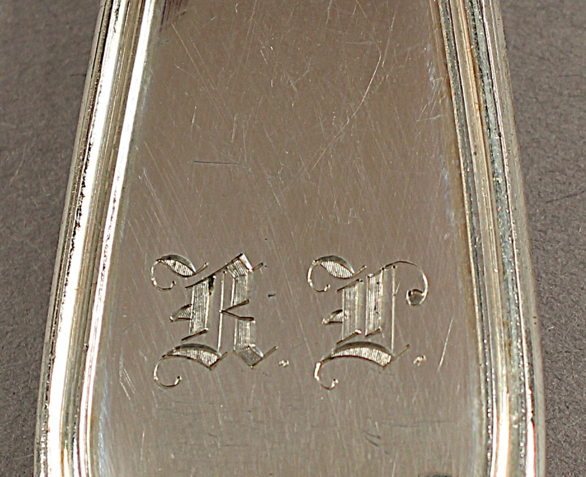 Speisebesteck für zwölf Personen, Silber 800/ooo, Augsburger Faden, deutsch, um 1900, Etui - Bild 2 aus 5
