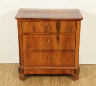 kleine Biedermeier-Kommode, deutsch, um 1830