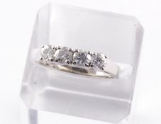 Brillantbeisteckring, 750/ooo WG, 3,8g