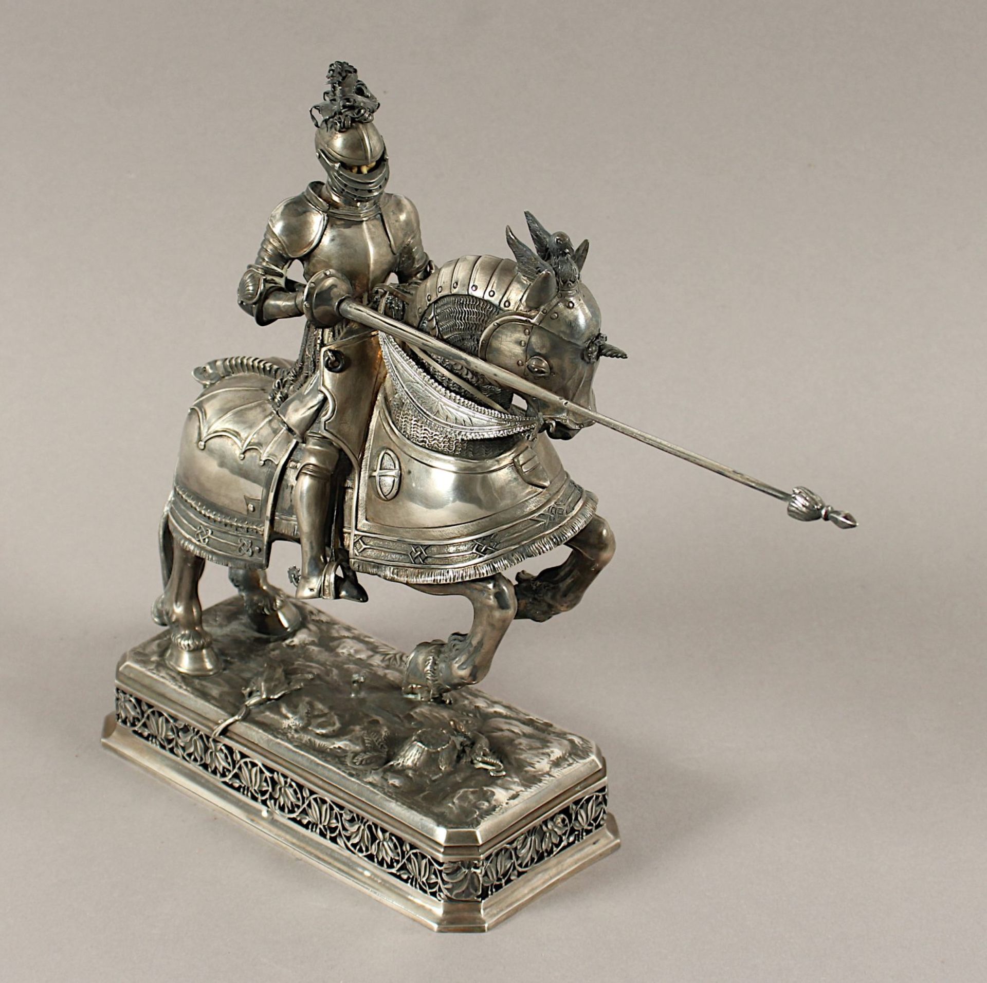 Figur "Turnierritter zu Pferd", Silber 13lötig, Neresheimer, Hanau, um 1900