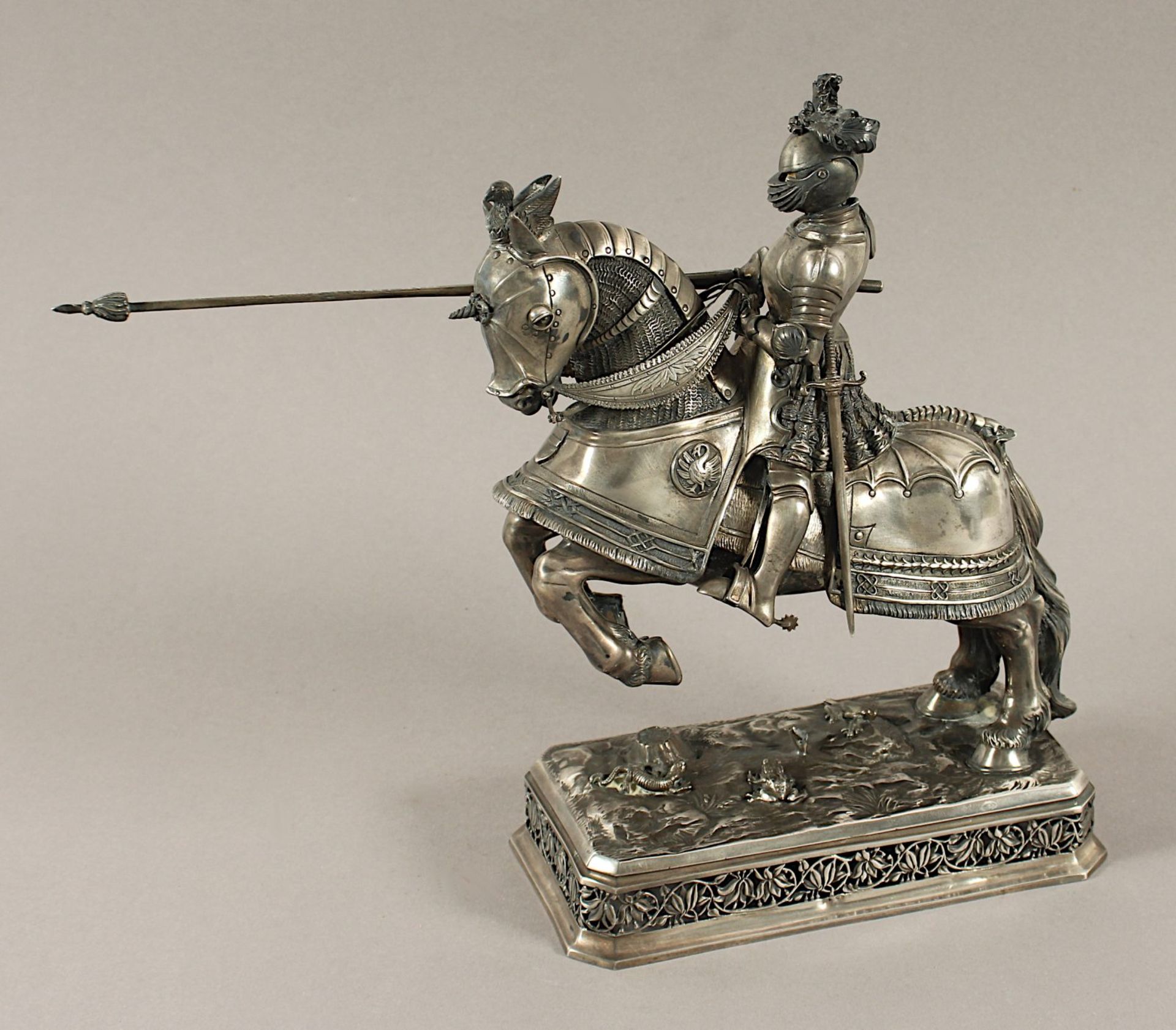 Figur "Turnierritter zu Pferd", Silber 13lötig, Neresheimer, Hanau, um 1900 - Bild 2 aus 4