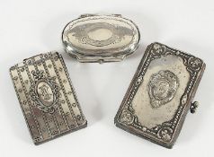 drei Etuis, Silber, Metall versilbert, Leder, Stoff, E.19.Jh.