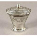 Riechdose, Silber, E.18.Jh.