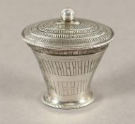 Riechdose, Silber, E.18.Jh.