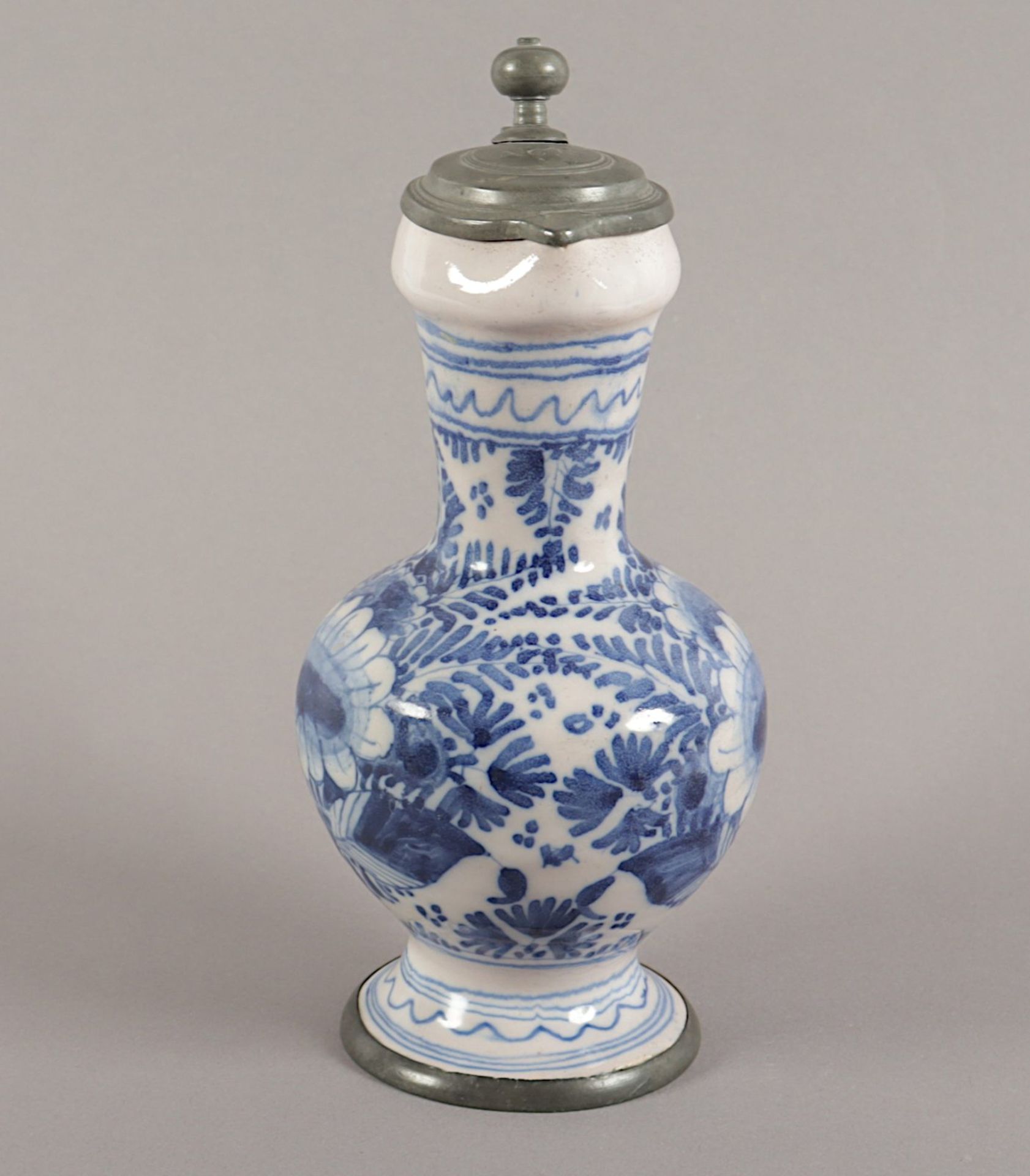 Enghalskrug, Fayence, Nürnberg, um 1730-1740 - Bild 2 aus 6