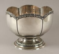 große Fuß-Schale, Silber 830/ooo, Wilkens, Bremen, 20.Jh.