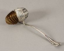 Sieblöffel in Muschelform, Silber 925/ooo, Birmingham, 1904, Nachlass Grillo