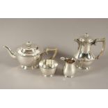 Kaffee- und Teekern, Silber 925/ooo, London, 1930