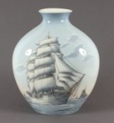 Vase mit Segelschiffen, Lilli Negithon, Bing und Gröhndal, 20.Jh.