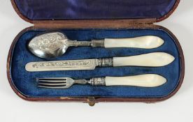 Kinderbesteck, Silber 925/ooo, Griffe Perlmutt, Etui, Birmingham, 1875, Nachlass Grillo