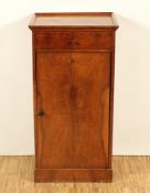 Biedermeier-Konsolschränkchen, deutsch, um 1820