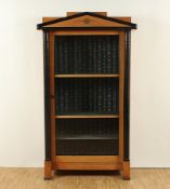 Vitrine im Biedermeierstil, deutsch, um 1900
