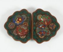 Cloisonné-Gürtelschließe, Japan, um 1900
