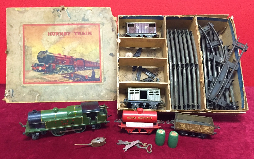 Boxed vintage Hornby train set, including oil can, tools ETC.