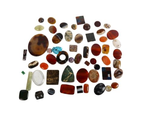 A trayful of mixed stones, to include agate and banded agate, turquoise, amethyst etc 