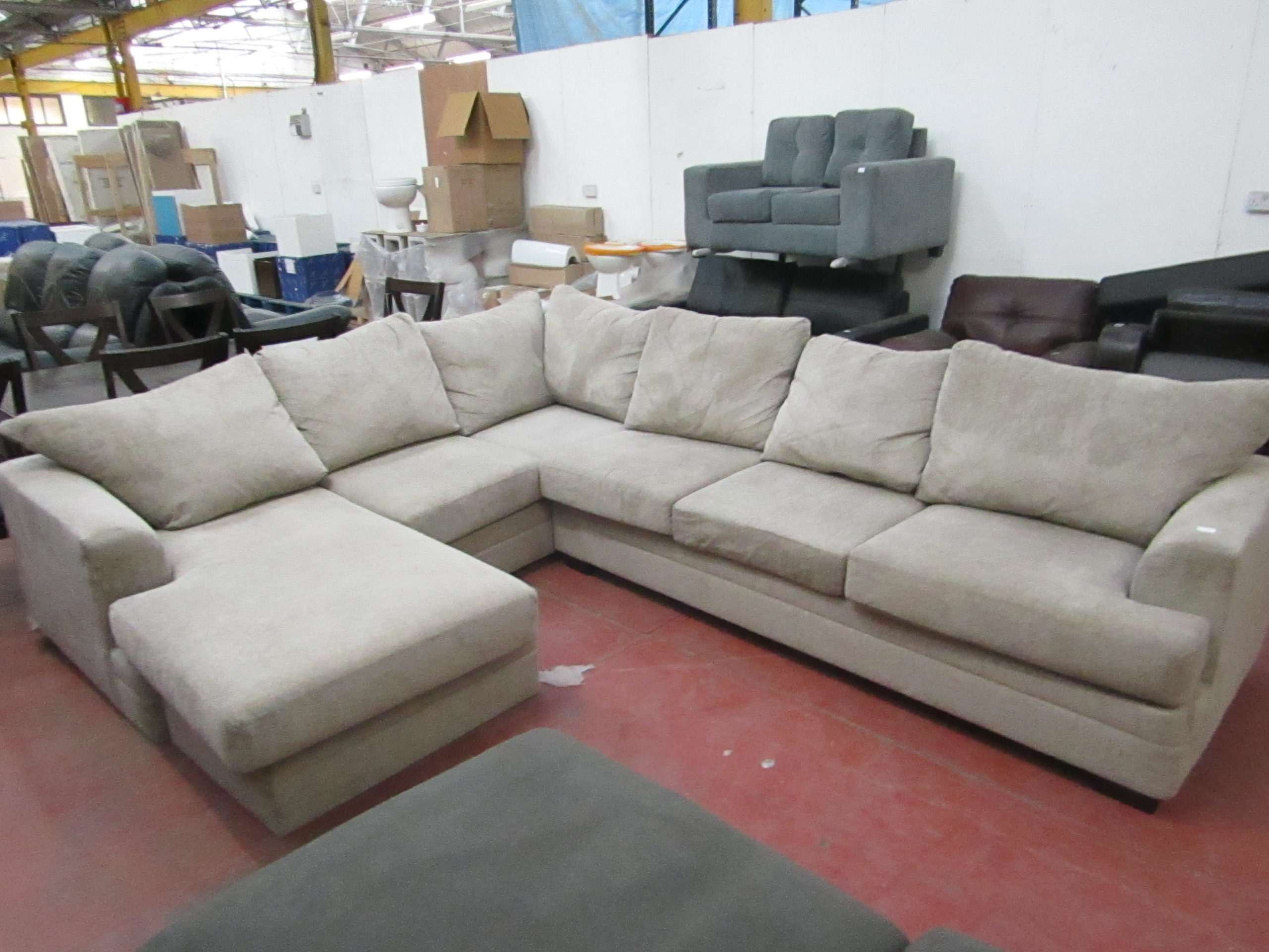 Costco 3 piece L Shaped Sofa with chaise, RRP Circa œ1200