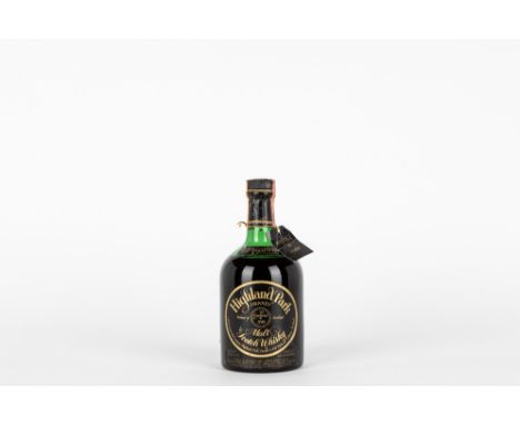 Scotland - Whisky / Highland Park 17 YO 1960Scotland - Whisky / Highland Park 17 YO 19601 bt75 cl, 43%Bottled in 1977Ferraret