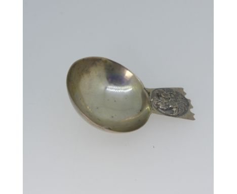 An Edwardian silver Caddy Spoon, by&nbsp;Frederick C Asman &amp; Co, hallmarked Sheffield, 1904, with circular bowl and short