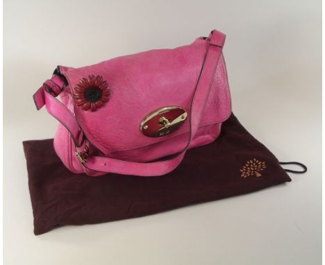 MULBERRY.A Mulberry Bayswater shoulder bag in peony pink plonge lambskin, with 'postman's lock mount & interior zipped pocket