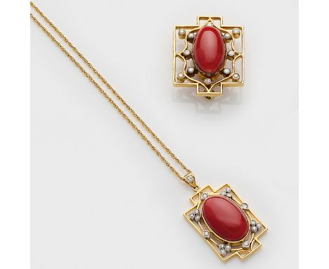 Korallen-Demi Parure Brosche und Anhänger mit Kette. Gelbgold, gest. 585 und 750. Zentral besetzt mit roten Korallen-Cabochon