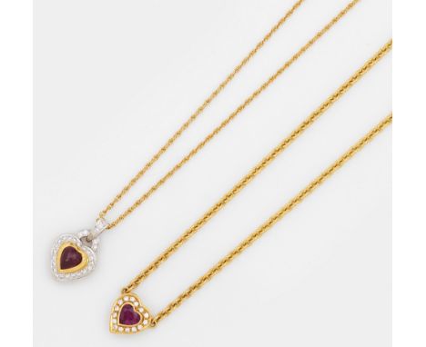 Zwei Ketten mit Rubin-Diamantanhängern Collier und Anhänger mit Kette. Gelb- und Weißgold, gest. 750. Herzförmige Anhänger be